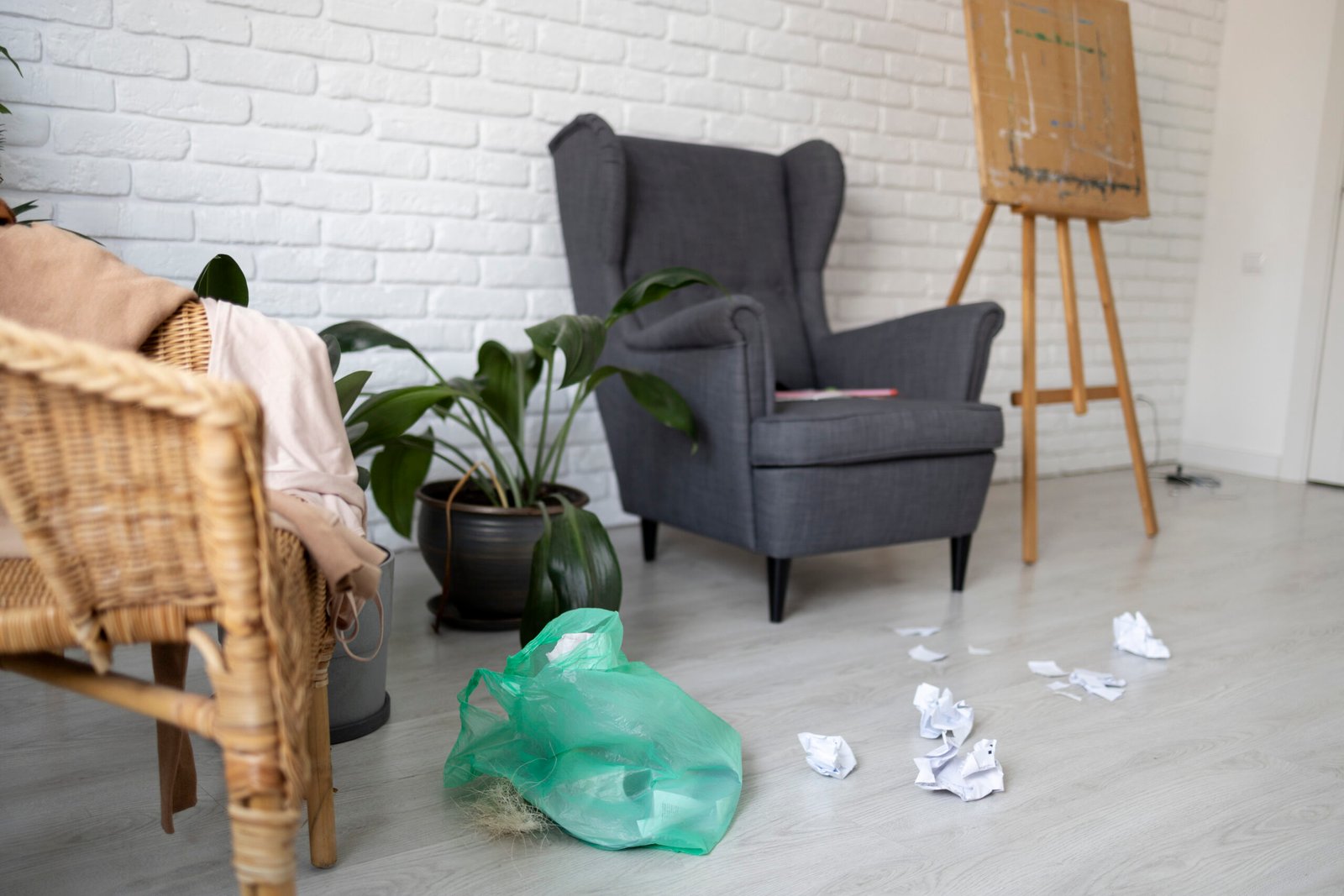 messy-living-room-with-crumpled-paper